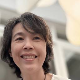 謝宜臻 講師